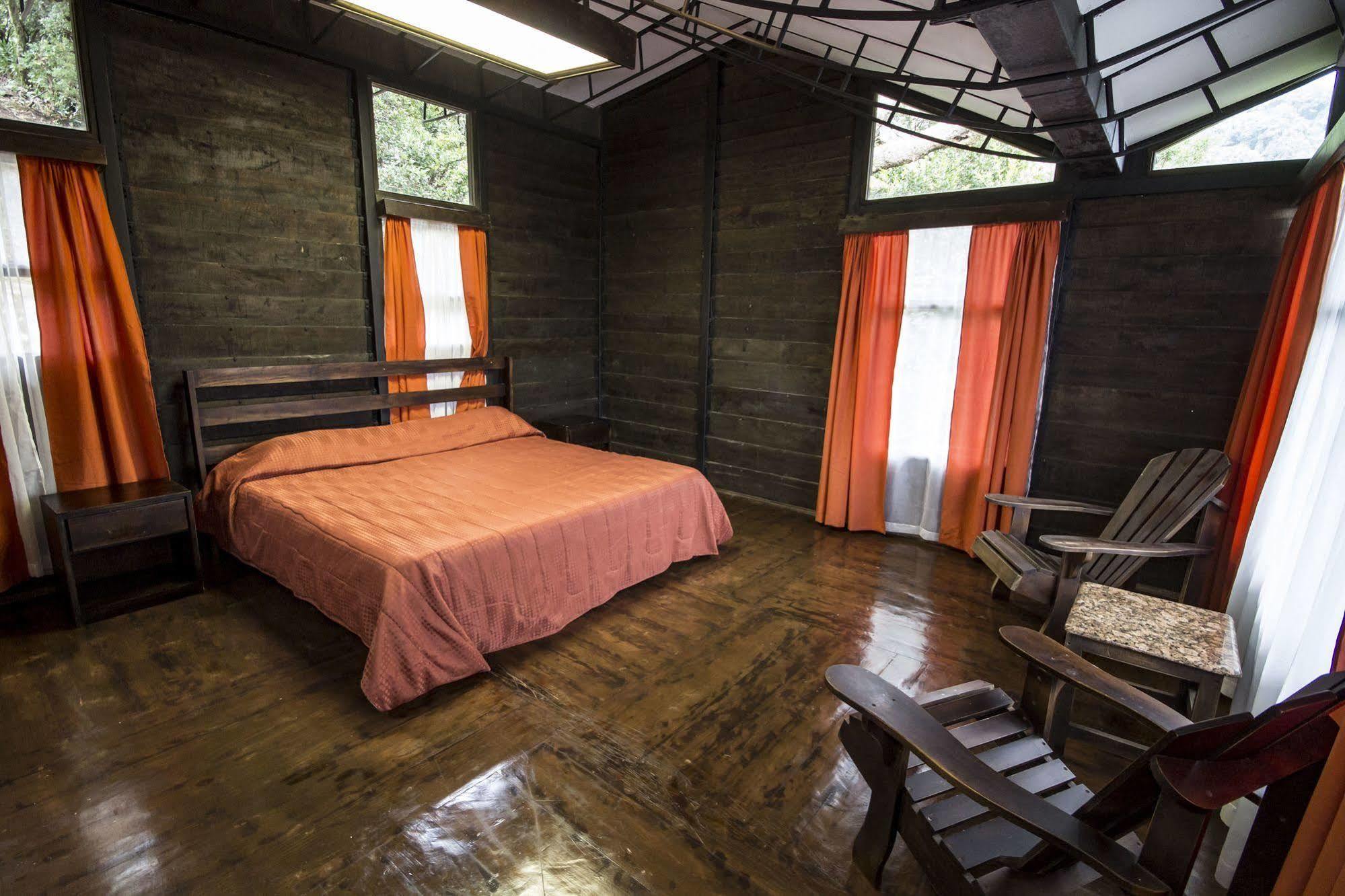 Hotel Alto Palomo Bajos del Toro Esterno foto